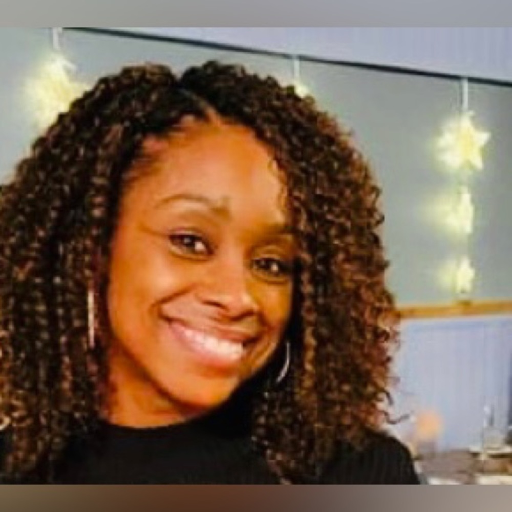 Meet your Posher, Meacca